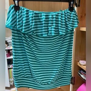 Adorable striped strapless top with ruffle. NEVER WORN!